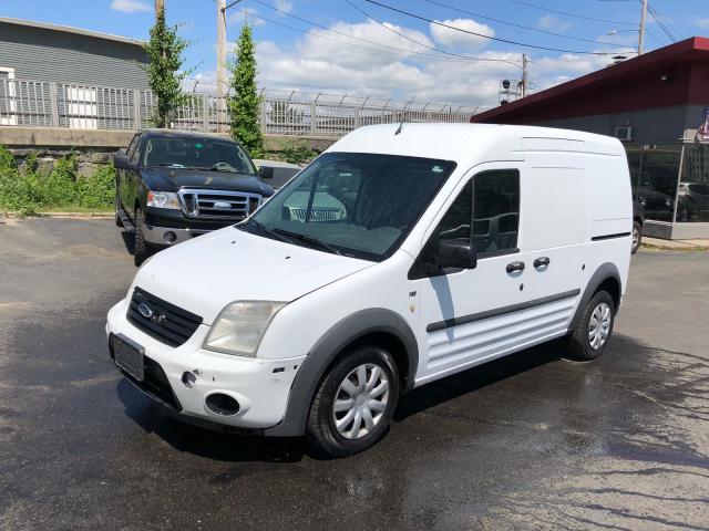 NM0LS7DN7BT051483 - 2011 FORD TRANSIT CO WHITE photo 2