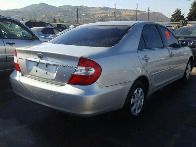 4T1BE32K64U896373 - 2004 TOYOTA CAMRY LE SILVER photo 4