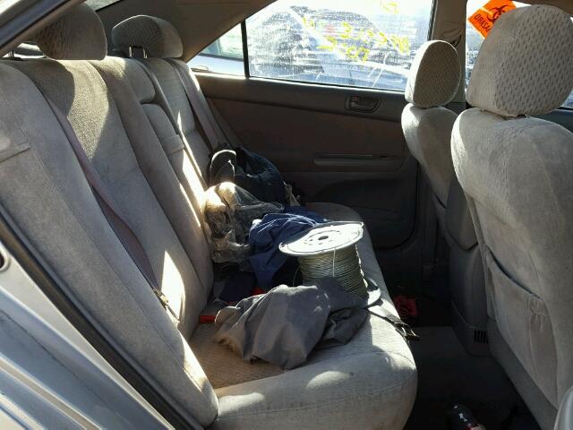 4T1BE32K64U896373 - 2004 TOYOTA CAMRY LE ვერცხლისფერი ფოტო 6