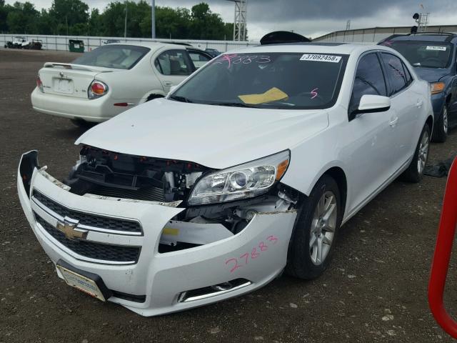 1G11F5RR3DF113924 - 2013 CHEVROLET MALIBU 2LT WHITE photo 2