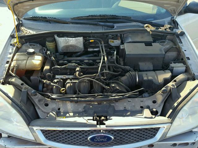 3FAFP37N35R113978 - 2005 FORD FOCUS ZX5 SILVER photo 7