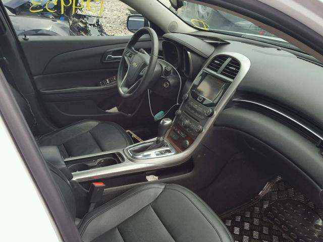1G11D5SR3DF331961 - 2013 CHEVROLET MALIBU 1LT WHITE photo 5