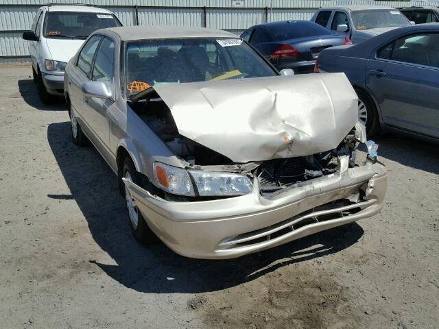 JT2BG22K9Y0503691 - 2000 TOYOTA CAMRY CE GOLD photo 1