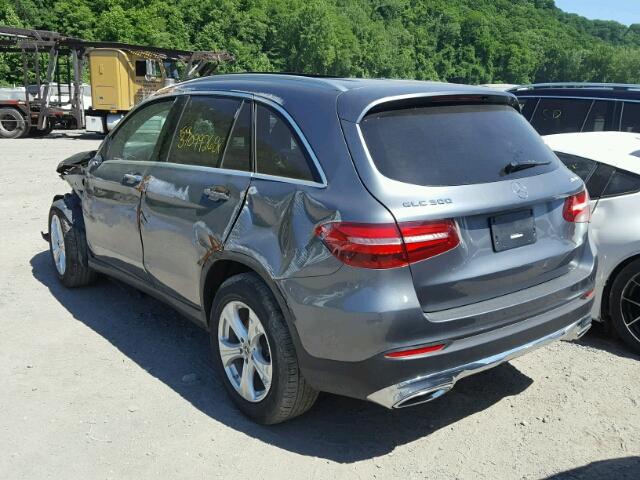 WDC0G4KB4HV007785 - 2017 MERCEDES-BENZ GLC 300 4M GRAY photo 3