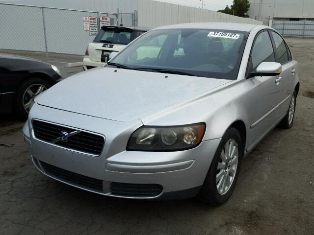 YV1MS382652051155 - 2005 VOLVO S40 2.4I SILVER photo 2