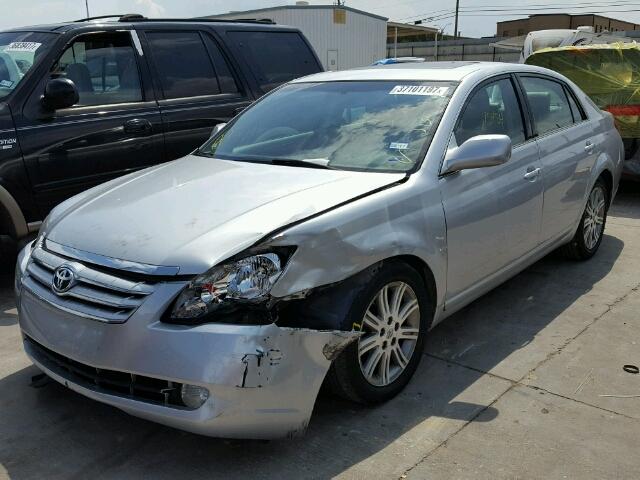 4T1BK36B17U221974 - 2007 TOYOTA AVALON SILVER photo 2