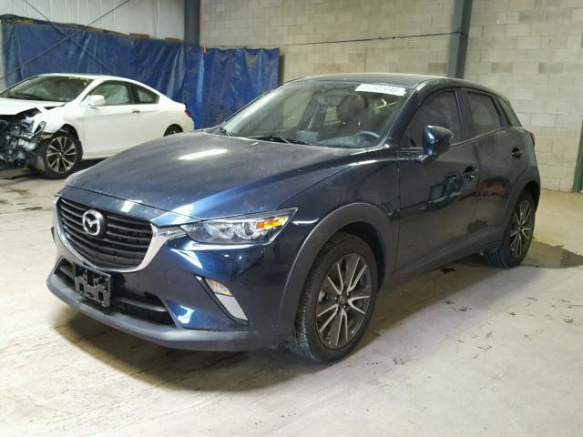 JM1DKFC70H0148832 - 2017 MAZDA CX-3 TOURI BLUE photo 2