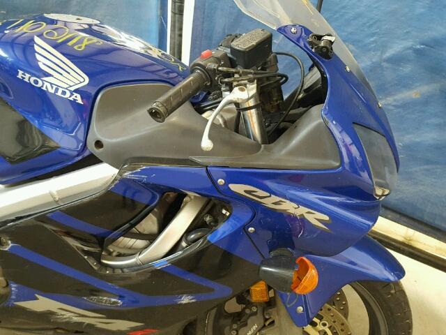 JH2PC35266M700017 - 2006 HONDA CBR600 F4 BLUE photo 9