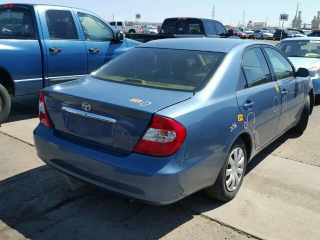 JTDBE32K230159407 - 2003 TOYOTA CAMRY LE ლურჯი ფოტო 4