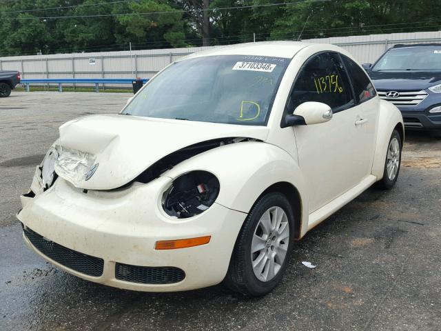 3VWPW3AG1AM017346 - 2010 VOLKSWAGEN NEW BEETLE 奶油色 照片 2