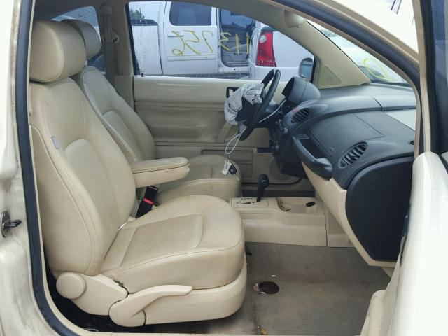 3VWPW3AG1AM017346 - 2010 VOLKSWAGEN NEW BEETLE 奶油色 照片 5