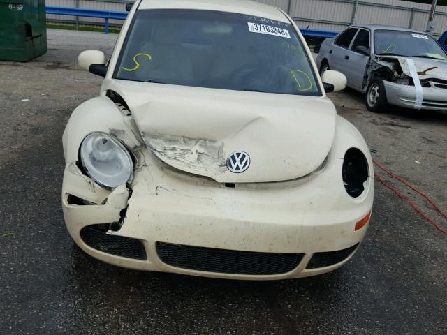 3VWPW3AG1AM017346 - 2010 VOLKSWAGEN NEW BEETLE 奶油色 照片 9
