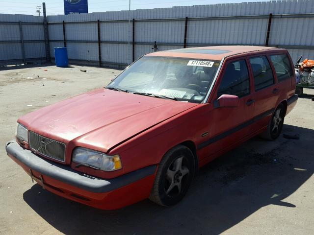 YV1LW5716R2046421 - 1994 VOLVO 850 RED photo 2