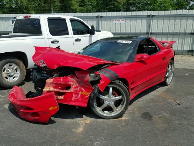 2G2FV22G022111378 - 2002 PONTIAC FIREBIRD F RED photo 2