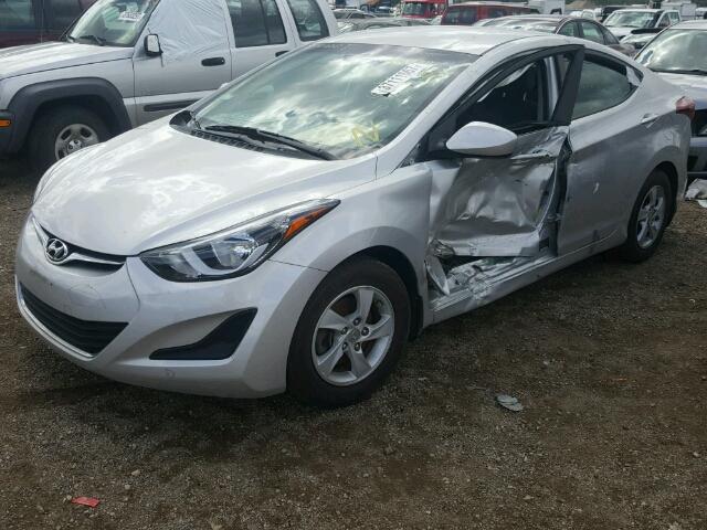 5NPDH4AE7FH603230 - 2015 HYUNDAI ELANTRA SILVER photo 2