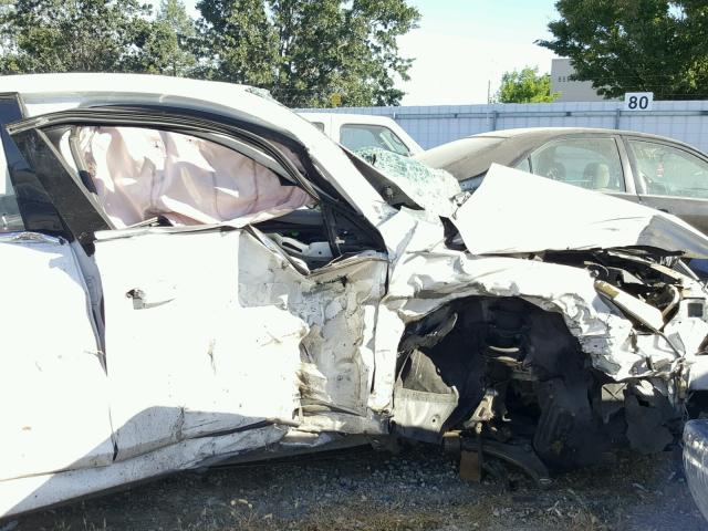 1G11B5SA3GF113345 - 2016 CHEVROLET MALIBU LIM 白色 照片 9