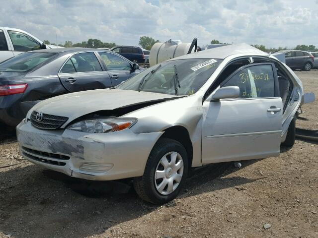 4T1BE32K84U933360 - 2004 TOYOTA CAMRY LE SILVER photo 2