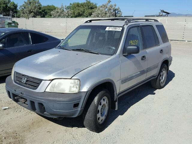 JHLRD2847YC015493 - 2000 HONDA CR-V LX SILVER photo 2