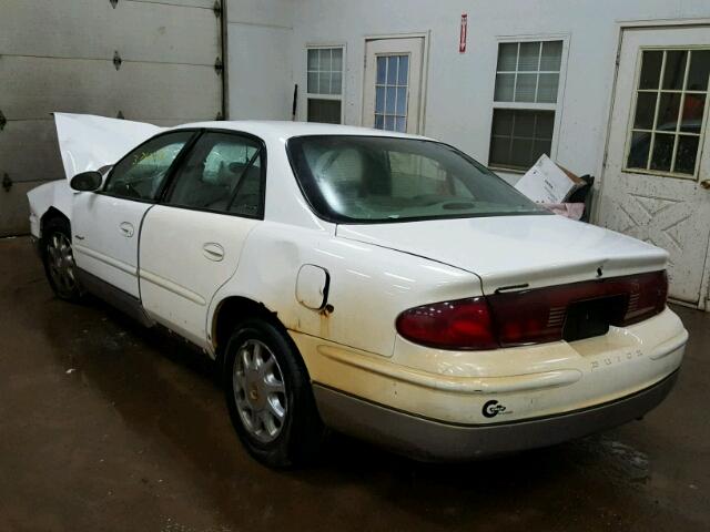 2G4WF5514Y1317461 - 2000 BUICK REGAL GS WHITE photo 3