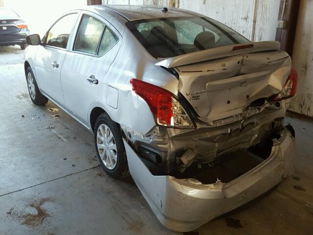 3N1CN7AP6HL865561 - 2017 NISSAN VERSA S SILVER photo 3