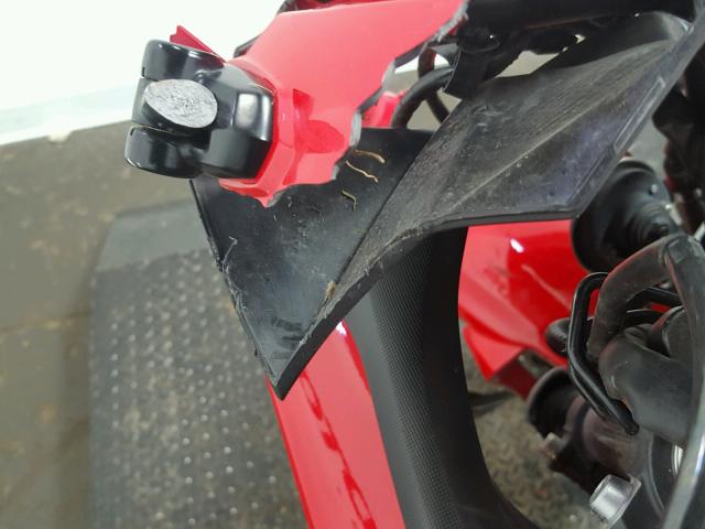 JKAEXEE12CDA00608 - 2012 KAWASAKI EX650 EC RED photo 17