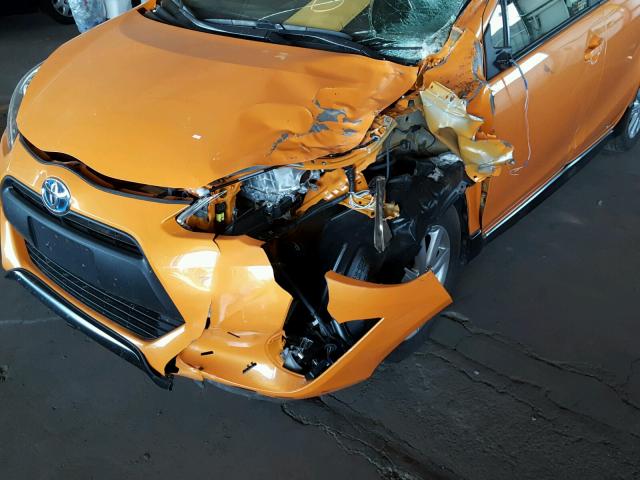 JTDKDTB35H1595651 - 2017 TOYOTA PRIUS C ORANGE photo 9