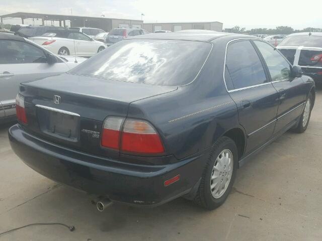 1HGCD5654TA028532 - 1996 HONDA ACCORD EX GREEN photo 4