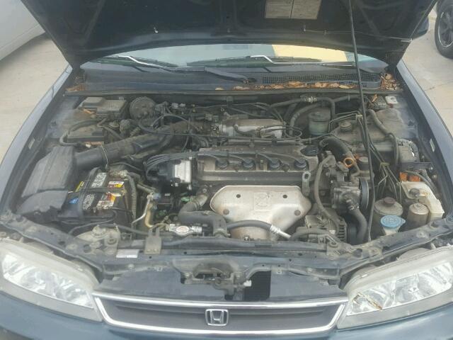 1HGCD5654TA028532 - 1996 HONDA ACCORD EX GREEN photo 7