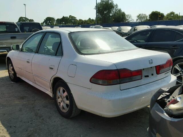 1HGCG56681A124421 - 2001 HONDA ACCORD EX WHITE photo 3