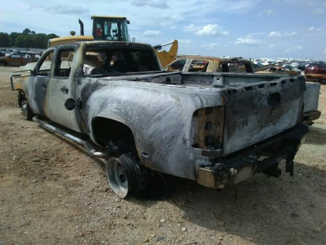 1GTJC33618F172219 - 2008 GMC SIERRA C35 BURN photo 3