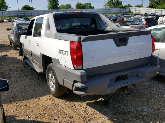 3GNEK13TX2G240075 - 2002 CHEVROLET AVALANCHE WHITE photo 3