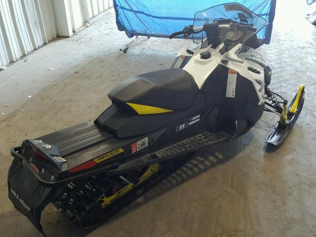 2BPSUTGG6GV000058 - 2016 SKID SNOWMOBILE WHITE photo 4