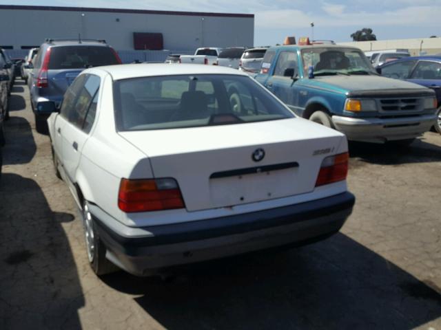 WBACA5312NFG01216 - 1992 BMW 318 I WHITE photo 3