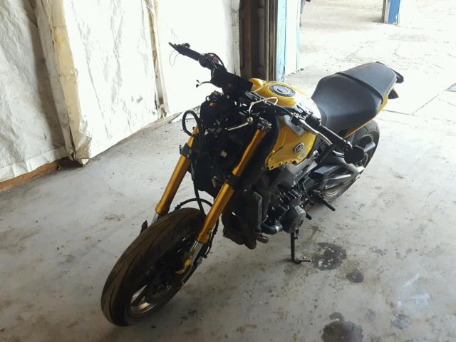 JYARN33E1FA007622 - 2015 YAMAHA FZ09 YELLOW photo 2