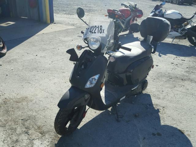 RFGBS1LE9JXXA1427 - 2018 OTHER SCOOTER BLACK photo 2