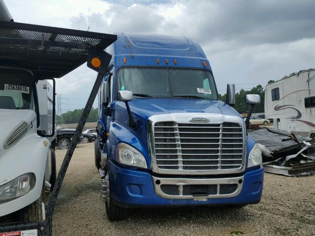 3AKJGLDR9ESBB4820 - 2014 FREIGHTLINER CASCADIA 1 BLUE photo 1