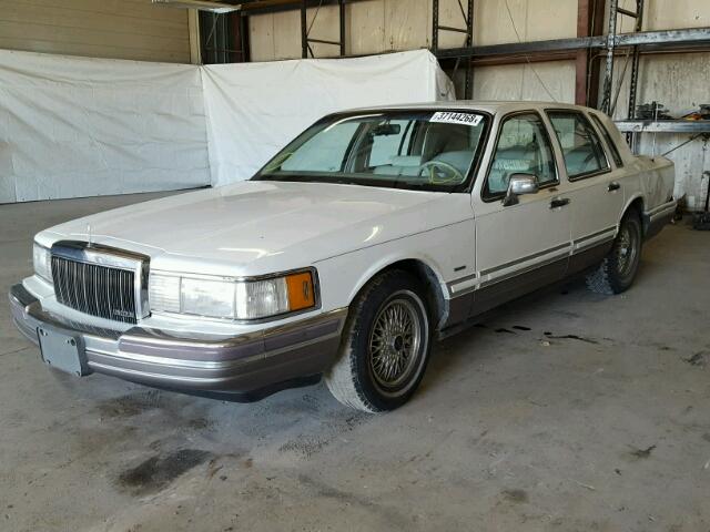 1LNCM82W1MY781311 - 1991 LINCOLN TOWN CAR S WHITE photo 2