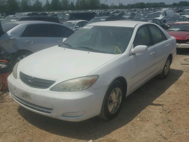 4T1BE32KX4U272155 - 2004 TOYOTA CAMRY LE თეთრი ფოტო 2