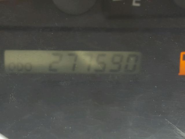 4T1BE32KX4U272155 - 2004 TOYOTA CAMRY LE თეთრი ფოტო 8