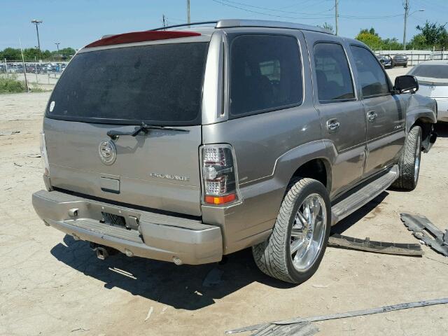 1GYEK63N13R289796 - 2003 CADILLAC ESCALADE GOLD photo 4