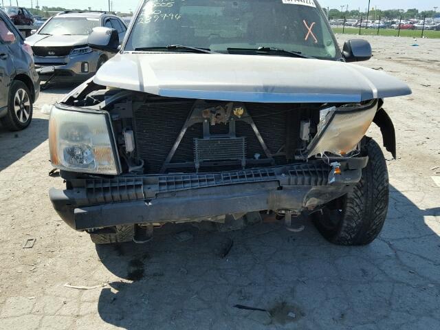 1GYEK63N13R289796 - 2003 CADILLAC ESCALADE GOLD photo 9