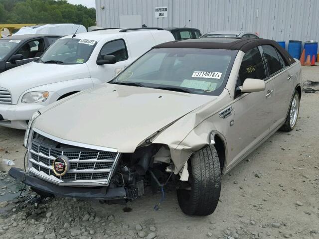 1G6DL67A080137710 - 2008 CADILLAC STS BEIGE photo 2