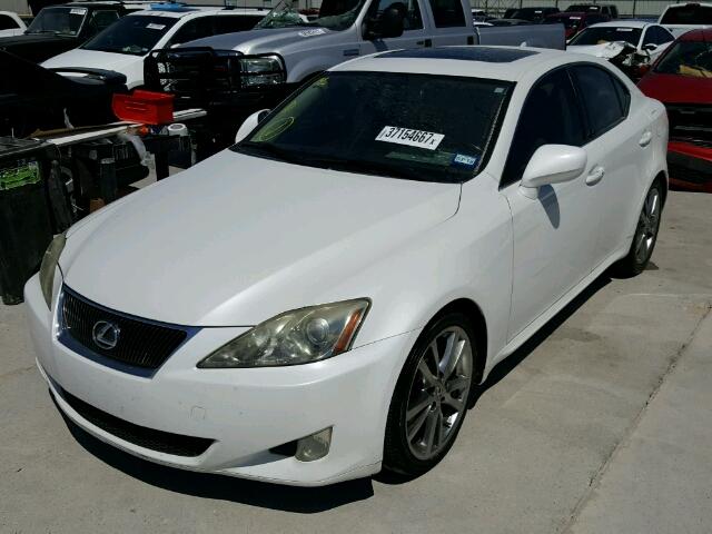 JTHBK262985077292 - 2008 LEXUS IS 250 WHITE photo 2