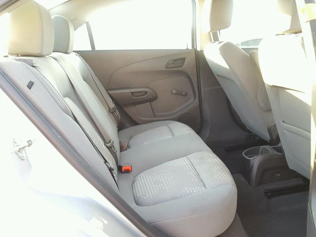 1G1JA5SH7F4165930 - 2015 CHEVROLET SONIC LS 银色 照片 6