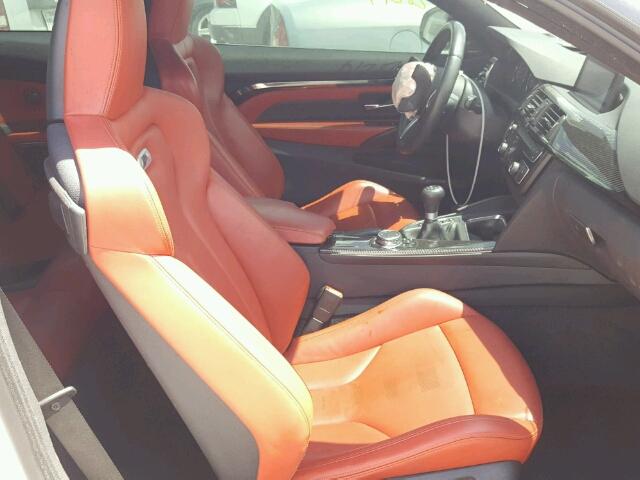 WBS3R9C57FK334191 - 2015 BMW M4 WHITE photo 5