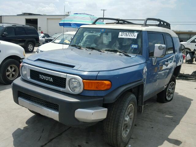 JTEBU4BFXBK100647 - 2011 TOYOTA FJ CRUISER BLUE photo 2