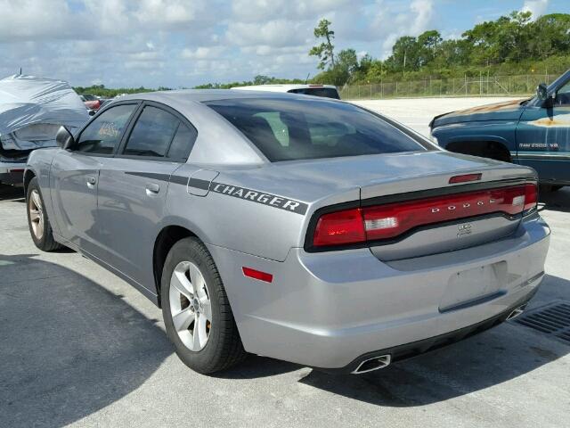 2B3CL3CG7BH532652 - 2011 DODGE CHARGER GRAY photo 3