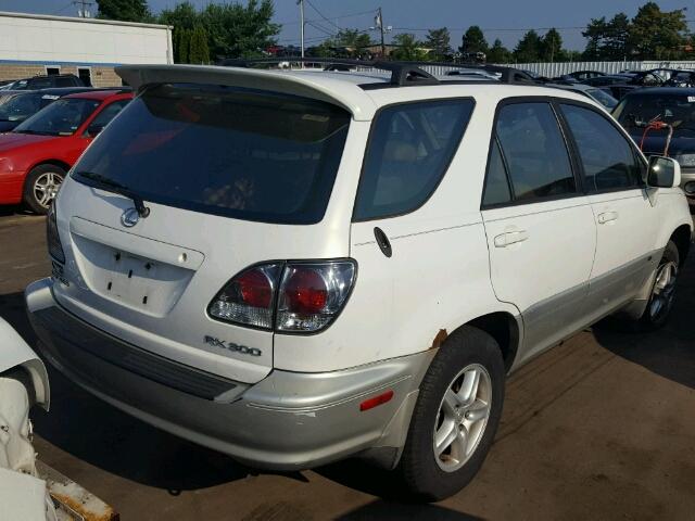 JTJHF10U110230669 - 2001 LEXUS RX 300 WHITE photo 4