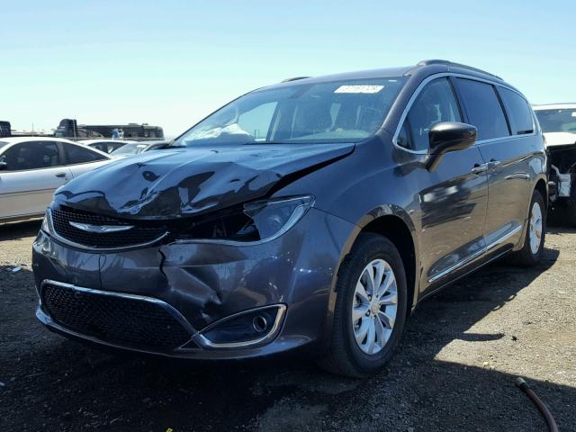 2C4RC1BG1HR503486 - 2017 CHRYSLER PACIFICA T ნაცრისფერი ფოტო 2