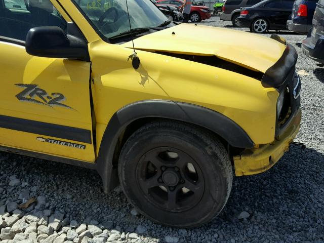 2CNBJ734226942019 - 2002 CHEVROLET TRACKER ZR YELLOW photo 9